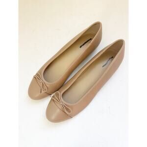 NWOB Ann Taylor Tan Cap Toe Leather Ballet Flats 9